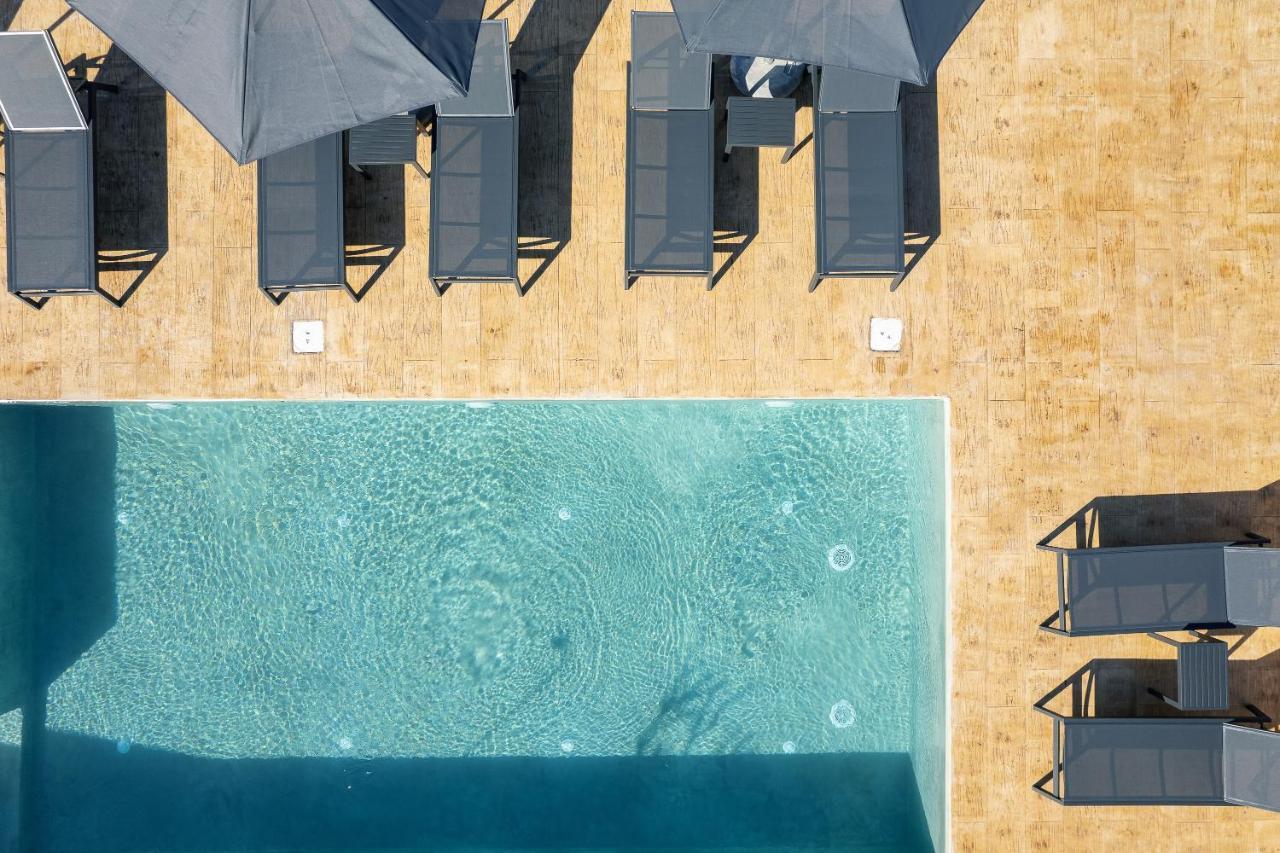 Pietra Di Mare Aparthotel Petres  Eksteriør bilde